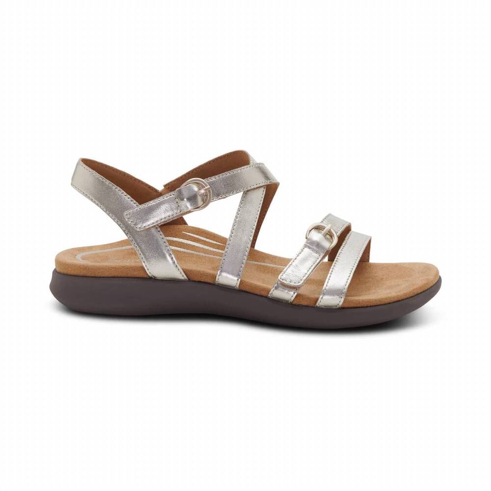NEW AETREX women's hadley adjustable quarter strap sandal in champagne